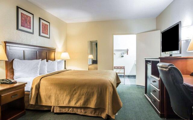 Quality Inn San Diego I-5 Naval Base