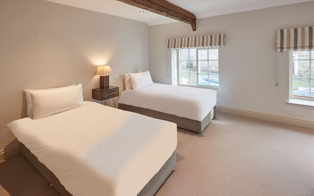 Host Stay The Cobbles