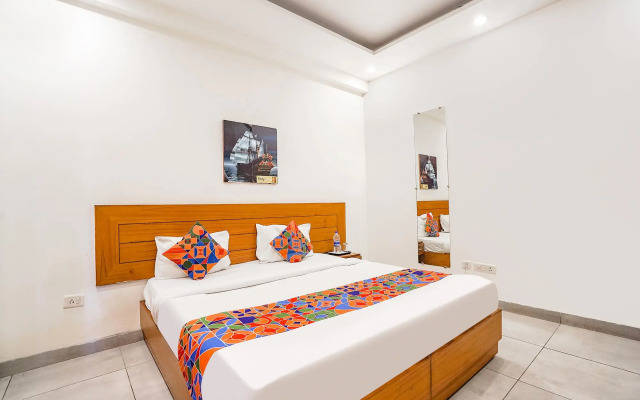 FabHotel NStay 32