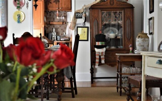 Peabody's 'Hip Little Stay'