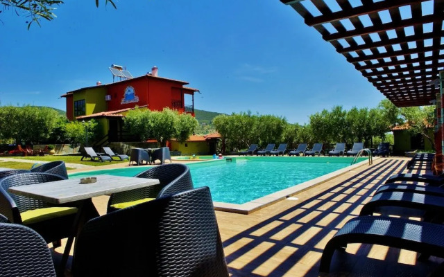 Sunday Summer Resort
