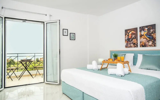 Athinais Suites
