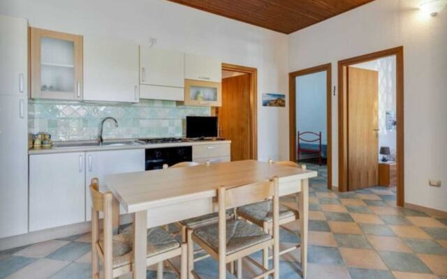 Air-conditioned Apartment 300 Meters From the sea