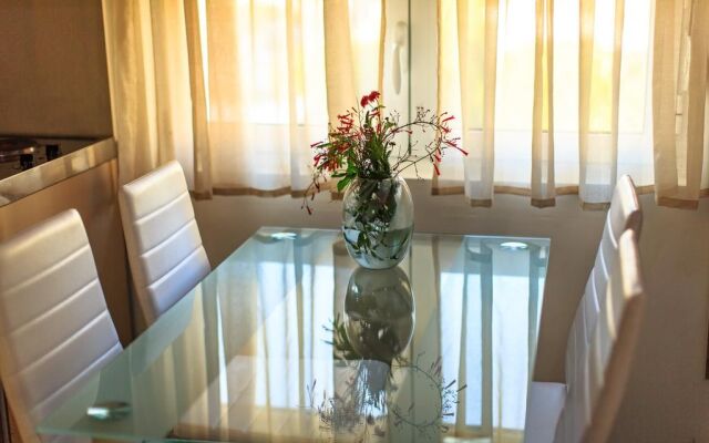 Villa Velzon Guesthouse