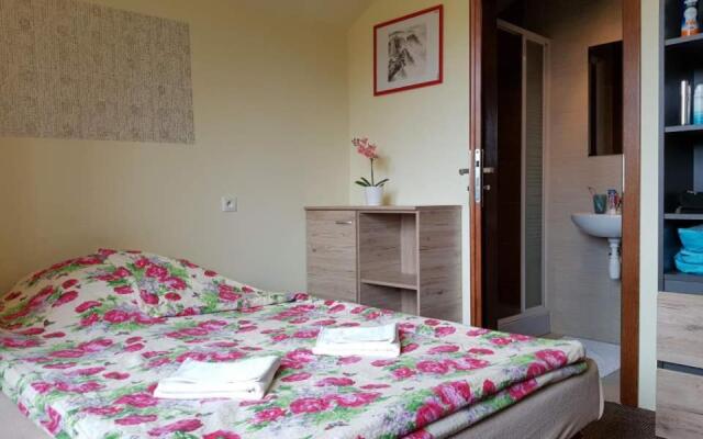 SEUL WILLA  Guest house n Restaurant