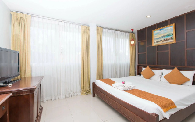 Time Out Hotel Beach Front