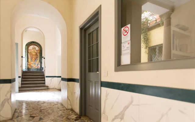 Bright 2bdr Duplex Close to Duomo