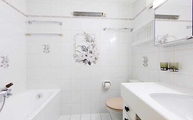 Terrasse des Alpes 41317