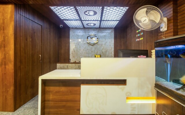 Itsy Hotels Yogeshwara Grand