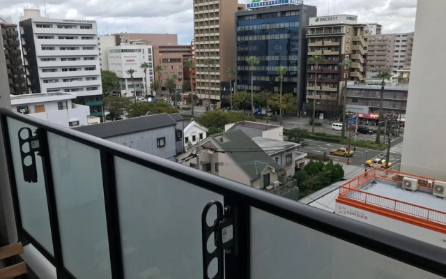 Local Hakata Apartment