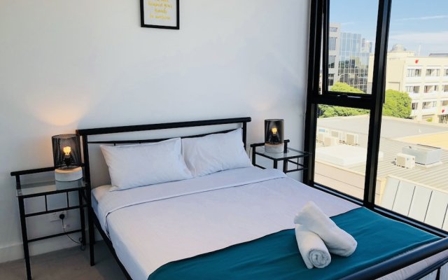 Comfy 2-Bedroom Apartment Level 5