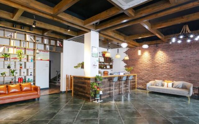 Xu Jiu Coffee Inn
