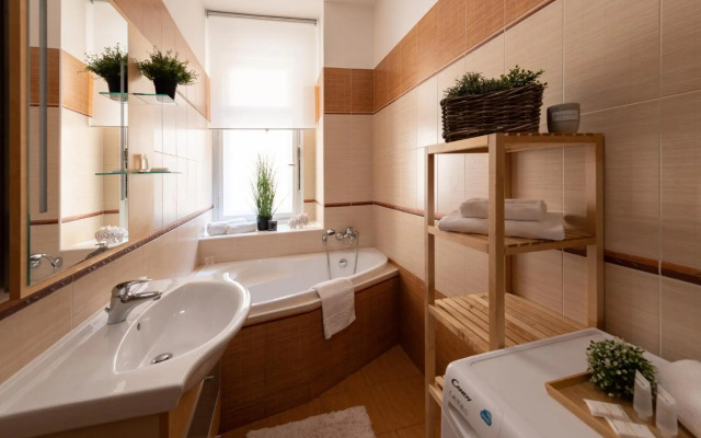 Luxury apartment in prime location