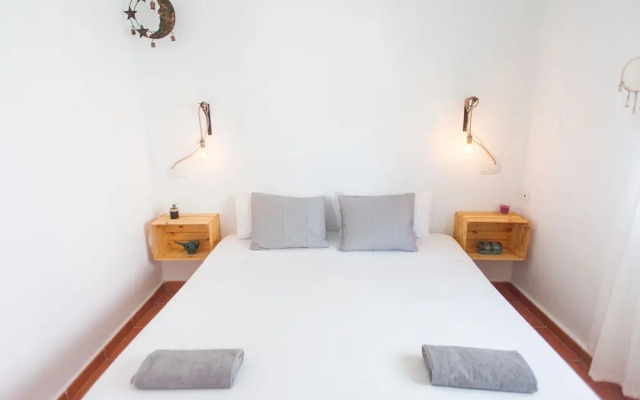 Beach House with garden