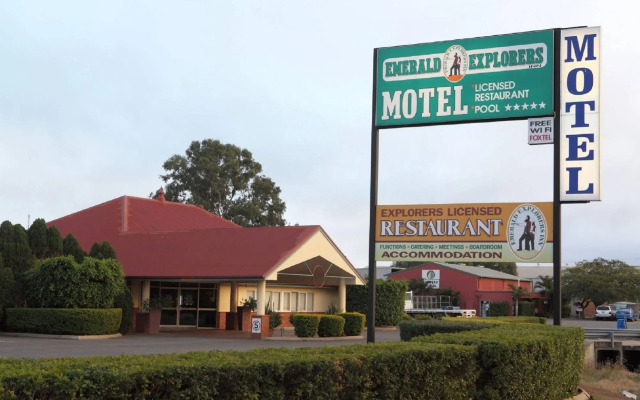 Emerald Explorers Inn