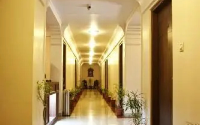 Hotel Mayaa Mansion