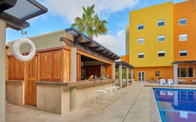 City Express Suites by Marriott Cabo San Lucas