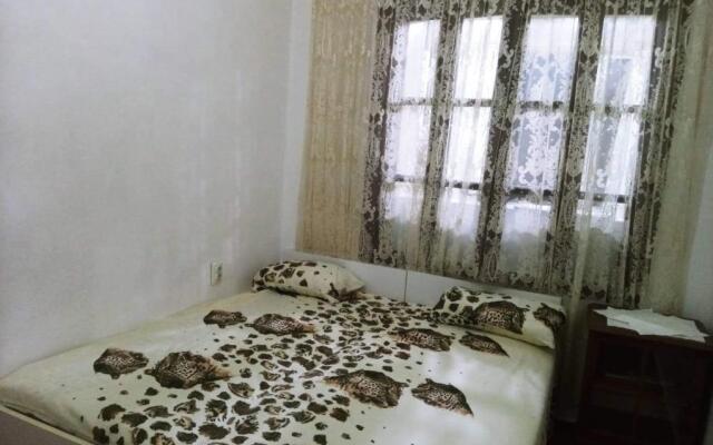 apartment on melashvili 4 old batumi