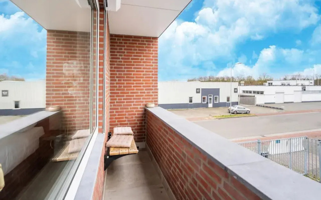 Beautiful Apartment Near Recreational Facility