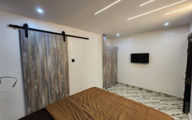 The Milton Apartment