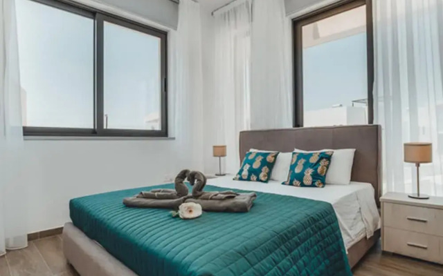 66 PER - Stay Villa Palm