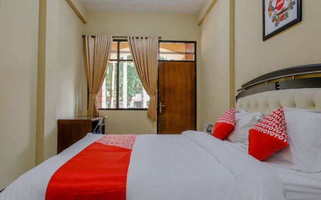 Uniga Malang Family Residence by OYO Rooms