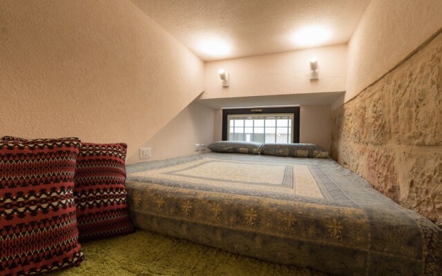 Best Location Jerusalem Stone Apartment