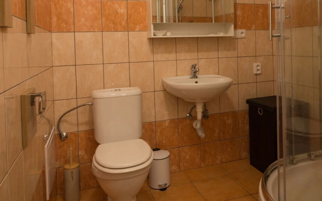 2 Bedroom Home near Prague Castle
