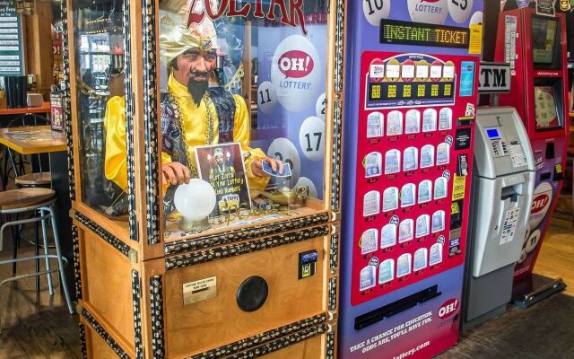 Cedar Stables Inn and Suites