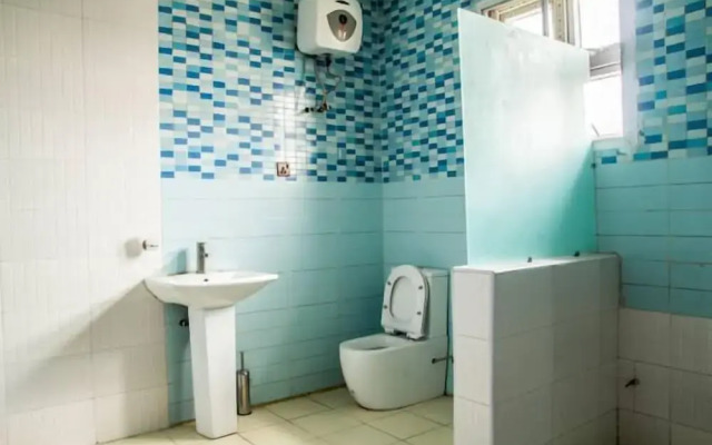 DeGrosvenor Hotel and Suites Lagos