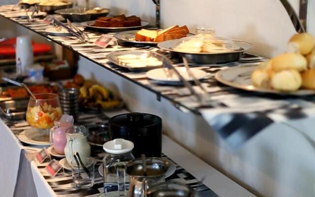 La Defense Apart Hotel