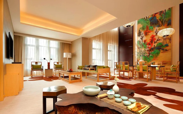 Four Points by Sheraton Luohe