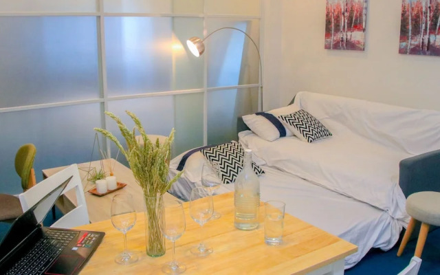 Indigo Makati @ BSA Suites