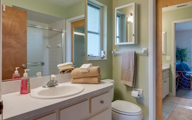 Flamingo Home - Three Bedroom Home