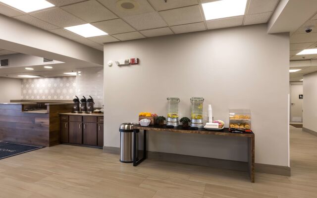 Country Inn & Suites by Radisson, Lake Norman Huntersville, NC