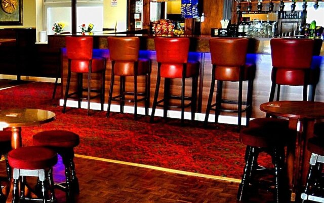 Garvey's Promenade Hotel