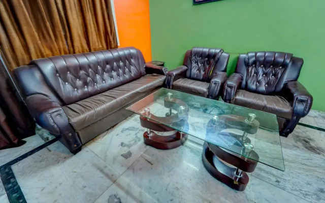 OYO Flagship 80604 Hotel Viraasat