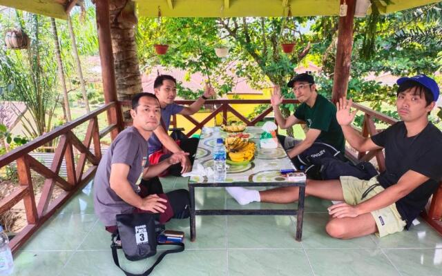 Jungle View Homestay Bukit Lawang