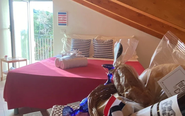 Lucky House & Il Mare In Mansarda