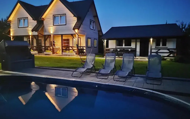 Comfortable Holiday Homes, Swimming Pool, Rewal.-formerly TUI Ferienhaus