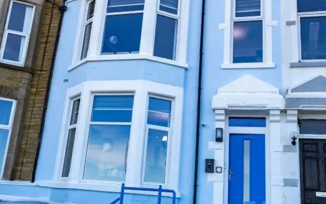 Sunbeam House Apartment 2