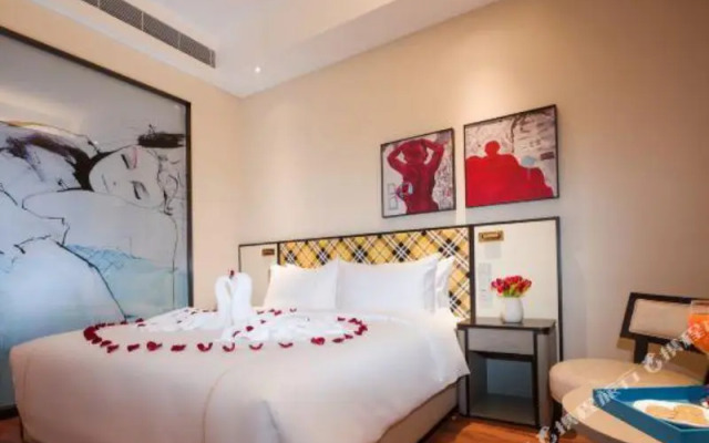 X Hotel Shuguang Atour, Shanghai Wuxu Cruise Terminal