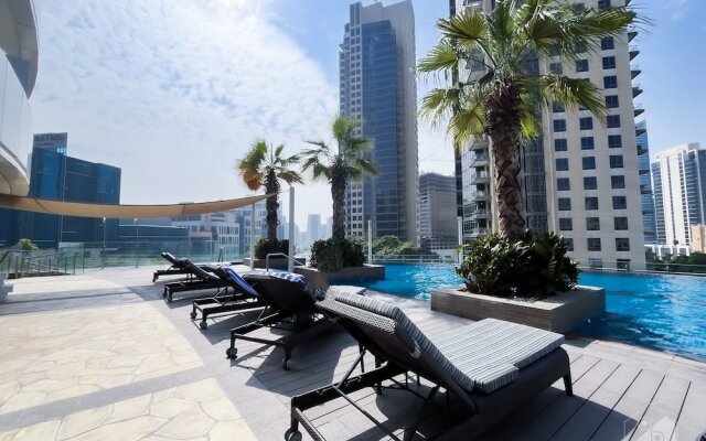 Cozy 1b With Balcony in Business Bay