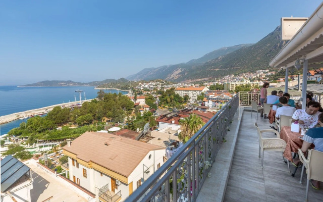 Defne Hotel