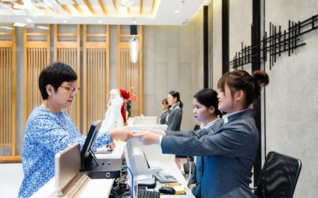 Danzhou Guanlan Shangpin International Hotel