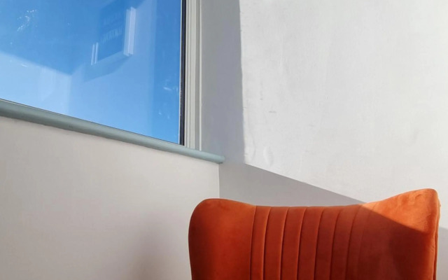 Visit Seaford Apartment - 4 Bedroom - Sleeps 9