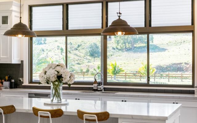 Your Luxury Escape - Midgen Flat
