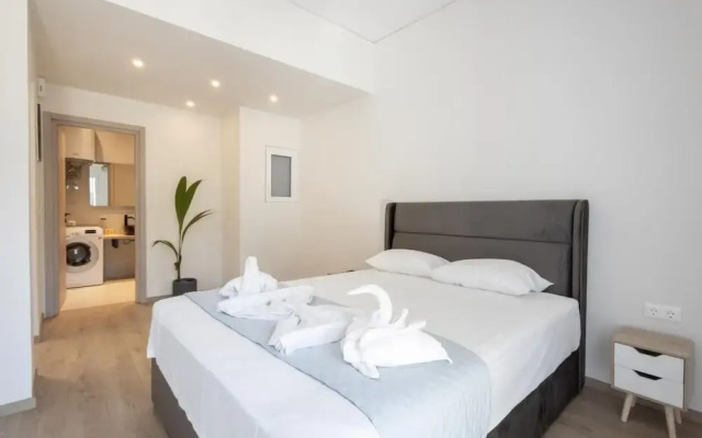 Elegance Suite Stunningly Renovated