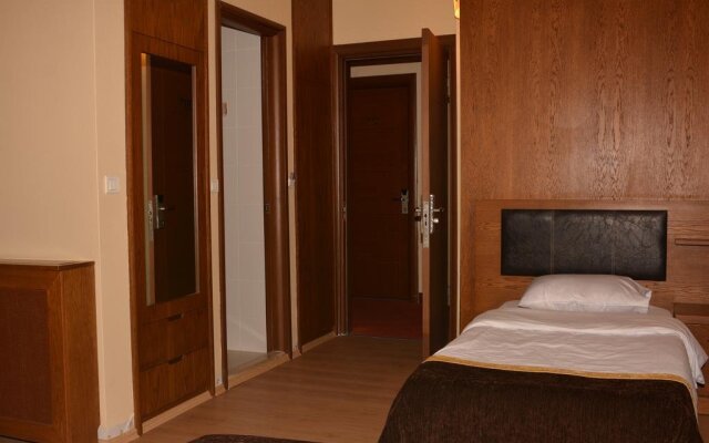 Royal Sapanca Hotel