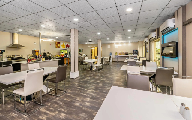 Quality Inn Sunshine Suites